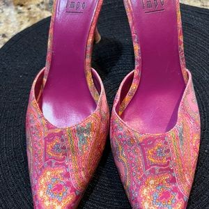 Impo Pink Paisley Slip on heels. Gently worn.